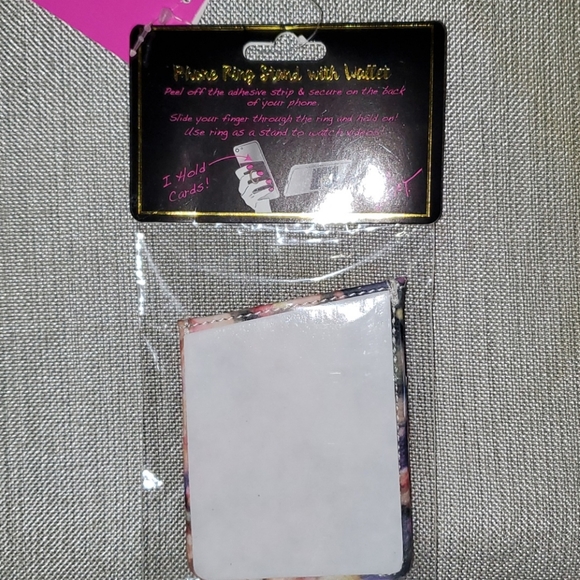 Betsey Johnson stick on phone ring wallet. NWT - Picture 5 of 6